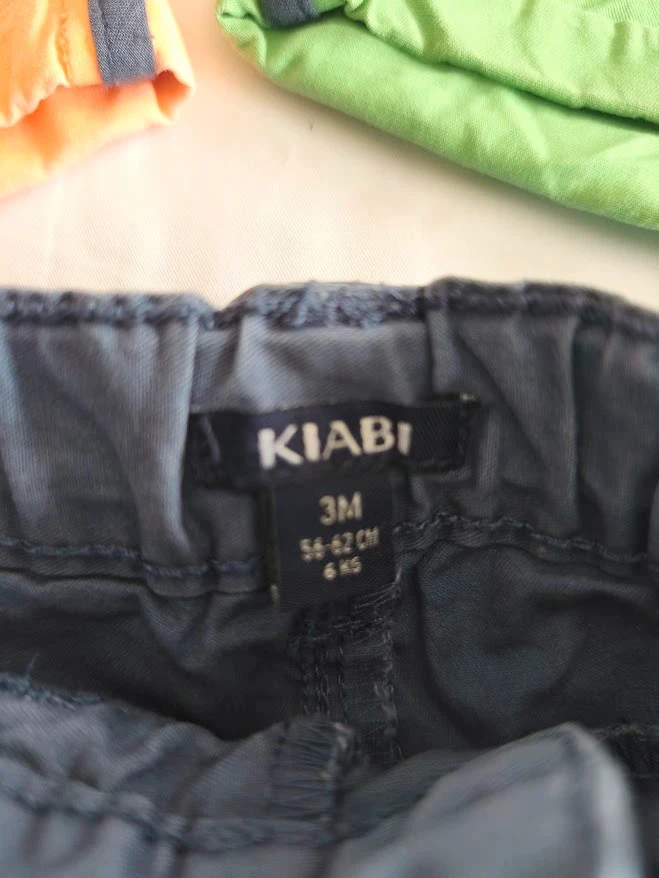 Conjunto de 3 shorts Kiabi 3 meses azul verde laranja – photo 2